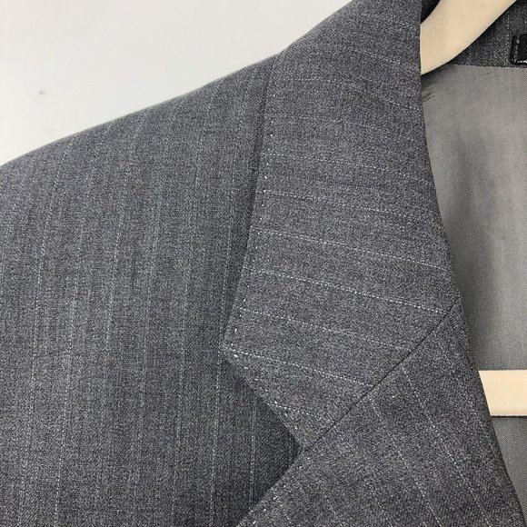 Giorgio Armani Le Collezioni Sz 44R Gray Blazer Blue Stripe Jacket Italy Made - Picture 3 of 10